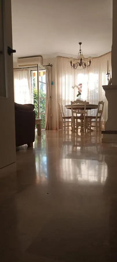 Vakantiehuis Paraiso A La Orilla Del Mar Torre de Benagalbon